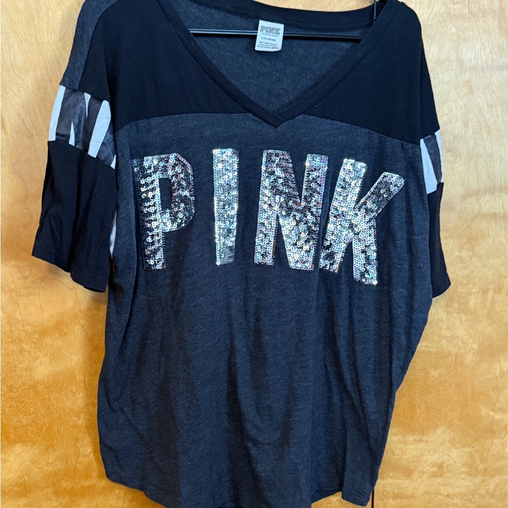 Victoria's Secret PINK Black and Gray Short Sleeve Jersey Sequin Women size larg
